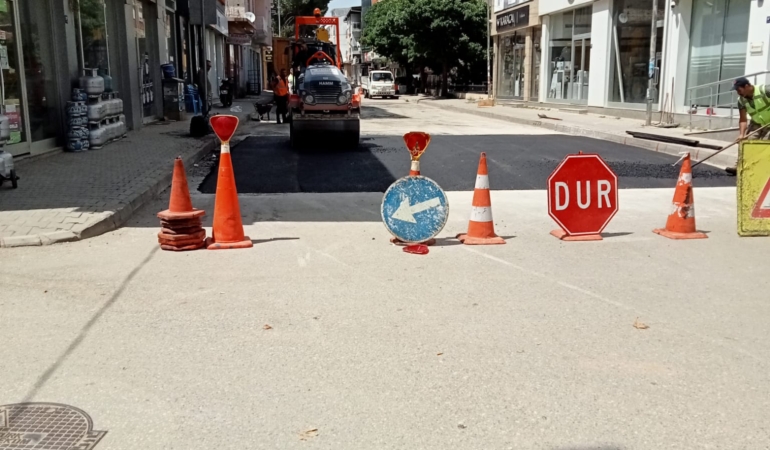 KÖŞK ÇARŞI MAHALLESİ MUHTARI LEVENT ÇETİN VATANDAŞA HİZMETE DEVAM EDİYOR.