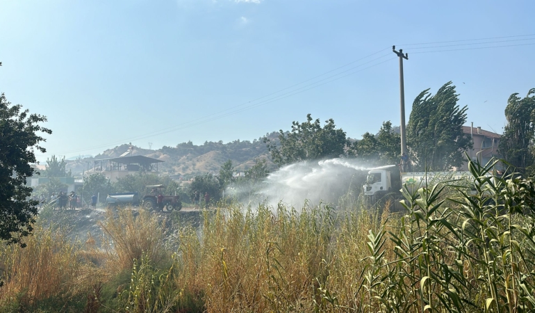 Kuyucular’da Çıkan Yangın Kontrol Altına Alındı