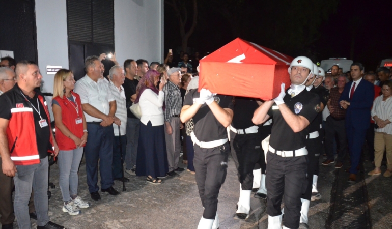 İsrail’in Katlettiği Ayşenur’un Cenazesi Didim’e Getirildi