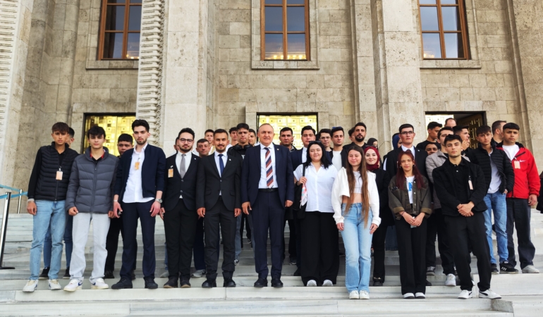 Köşkün Sevilen Genç Başkanı,Aydın Gençliğini Ankara’ya Götürdü